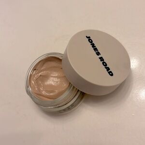 Jones Road What the Foundation mini in Fair & Jones Road Eye Cream Bundle
